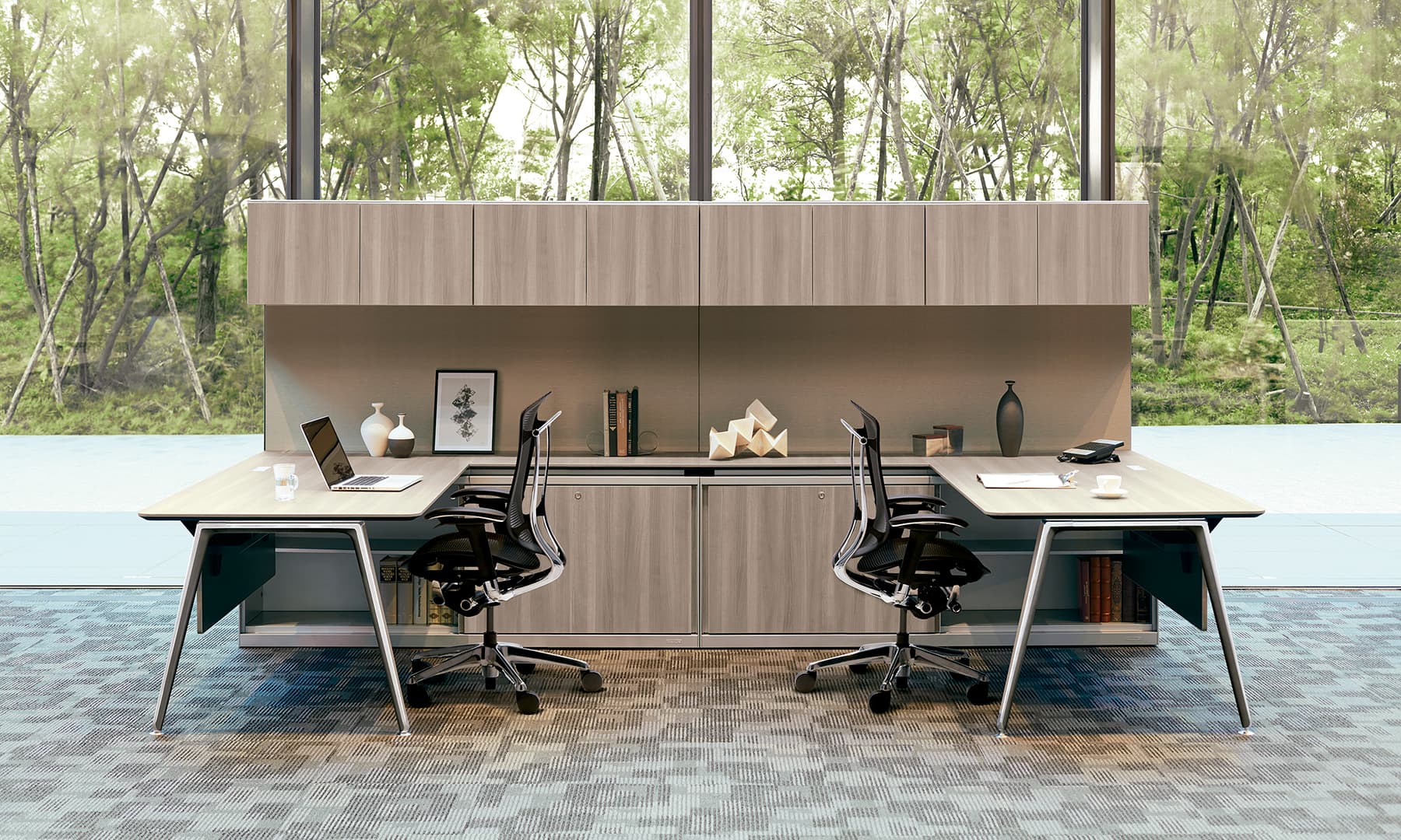 Sillón ejecutivo Legender respaldo y asiento tapizado en cuero con base aluminio