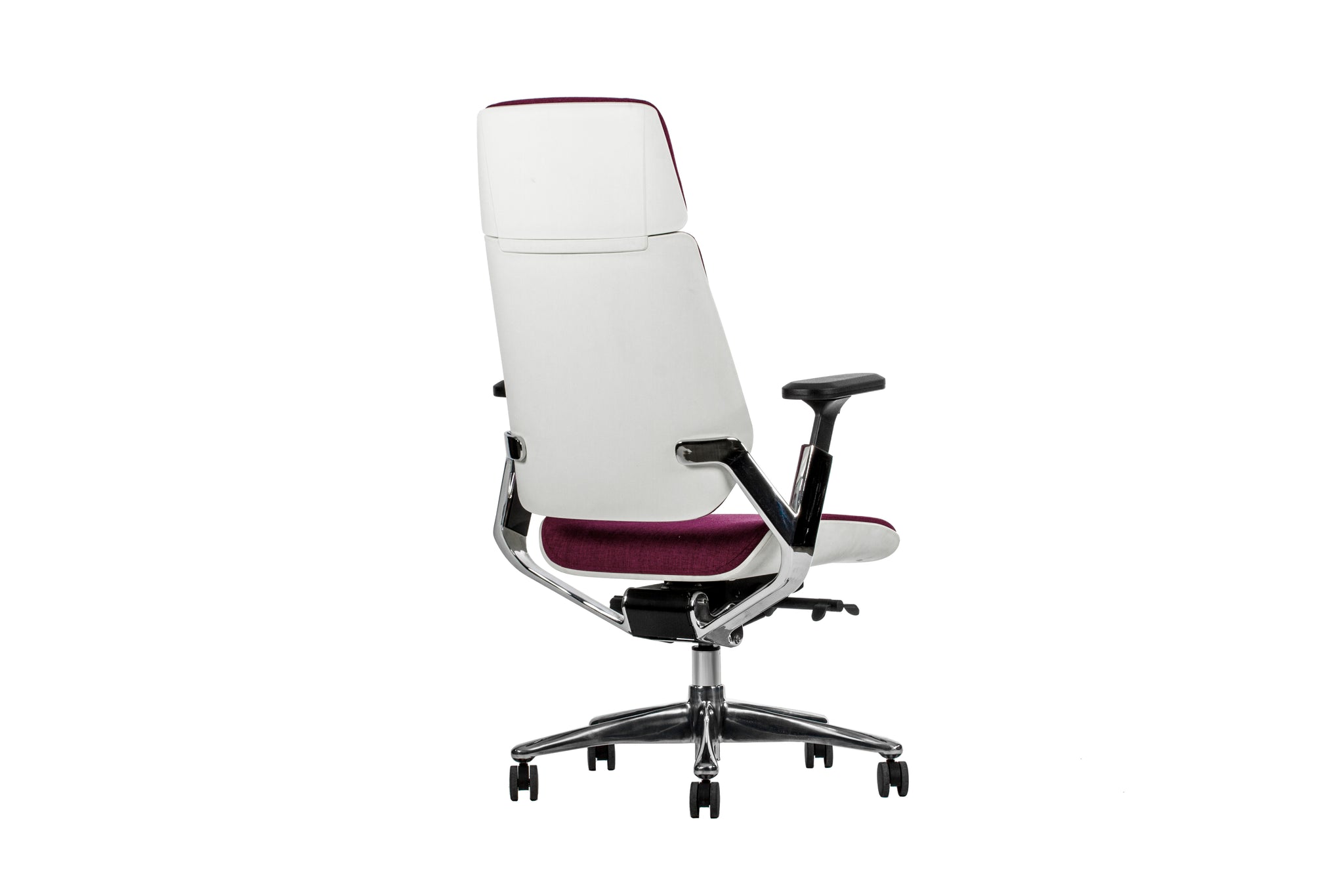 Sillón ejecutivo Boss respaldo alto blanco y asiento tapizado en eco leather negro con base en aluminio